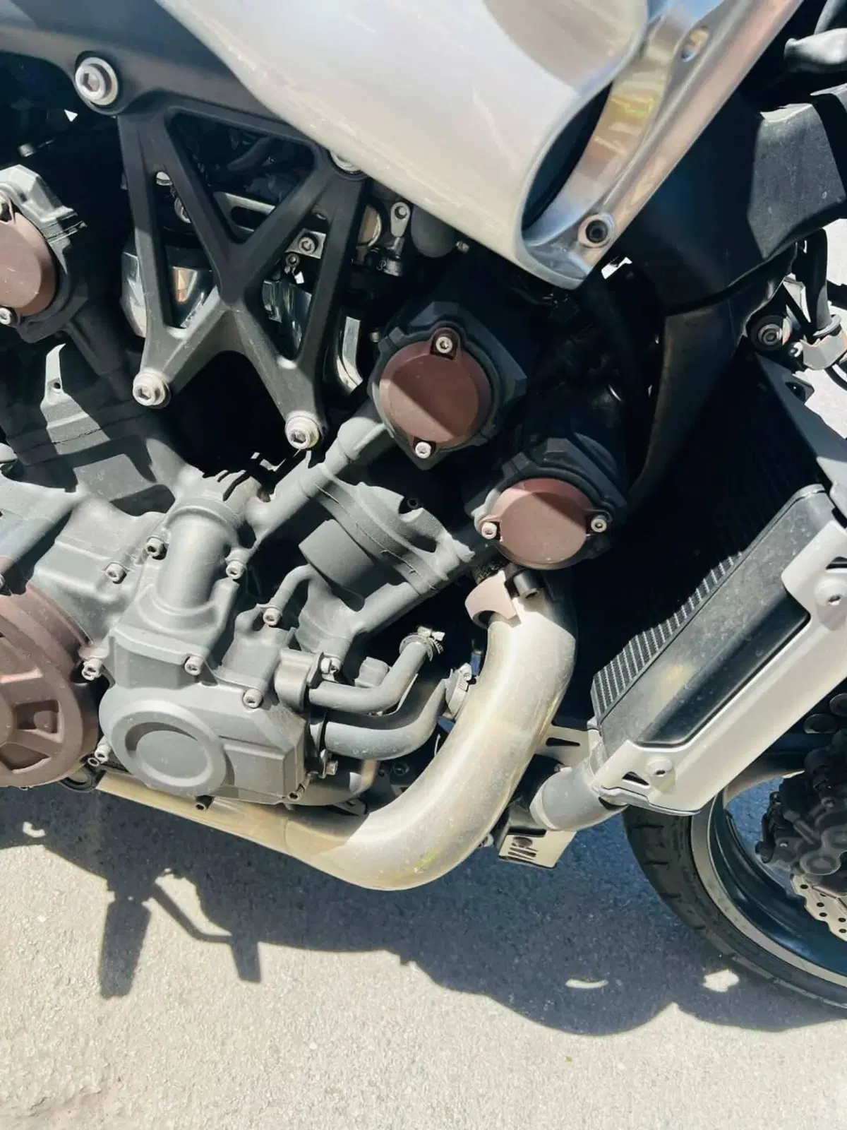 Yamaha VMAX (2008 - 17) (15)