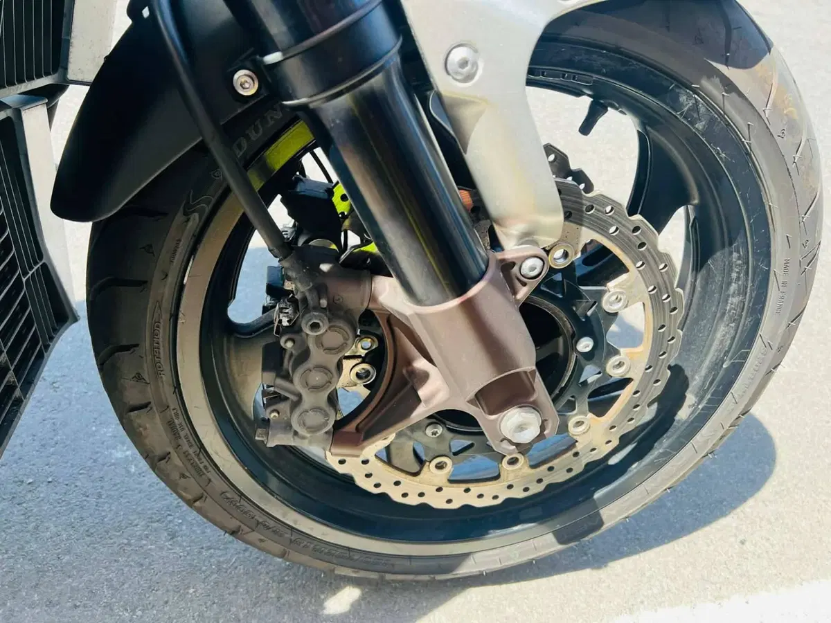 Yamaha VMAX (2008 - 17) (16)
