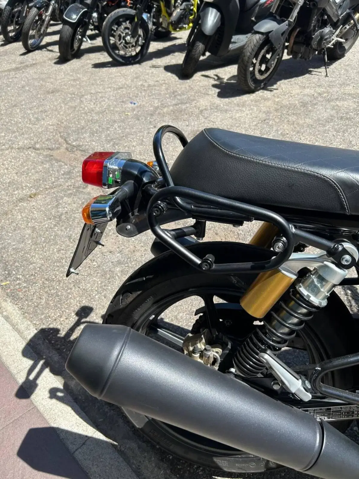 Royal Enfield Interceptor 650 (2021 - 26) (5)