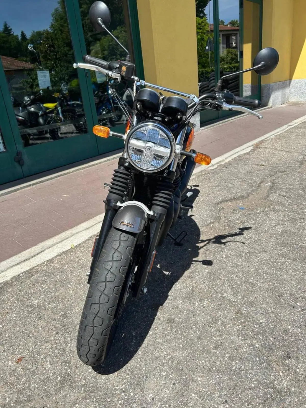 Royal Enfield Interceptor 650 (2021 - 26) (7)