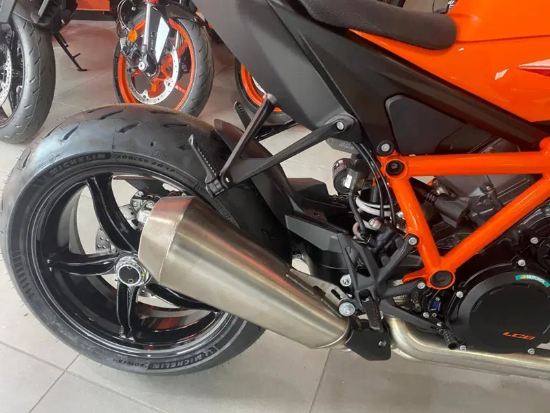 KTM 1390 Super Duke R EVO (2024 - 26) (6)
