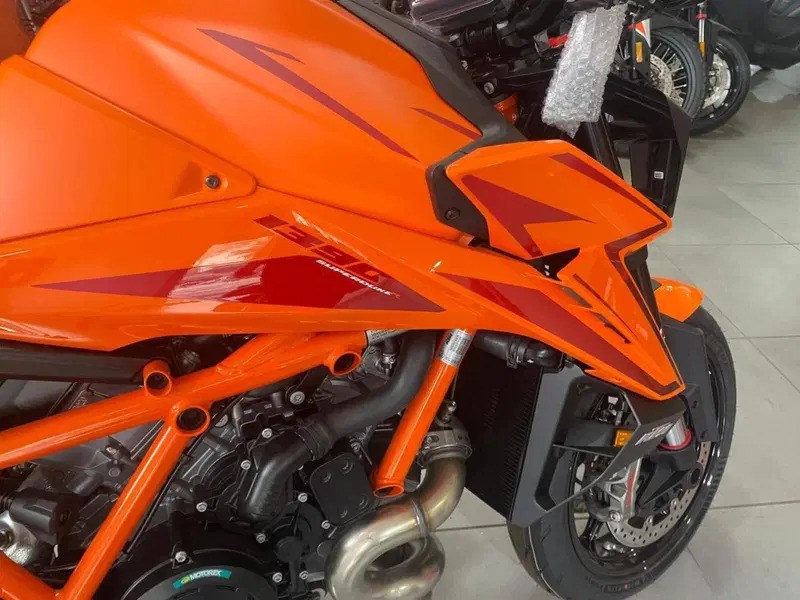 KTM 1390 Super Duke R EVO (2024 - 26) (8)