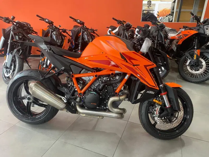 KTM 1390 Super Duke R EVO (2024 - 26) (2)