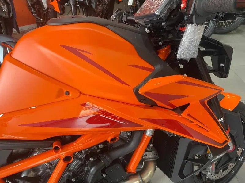 KTM 1390 Super Duke R EVO (2024 - 26) (9)
