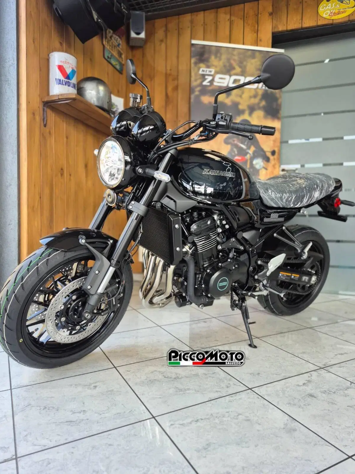 Kawasaki Z 900 RS Black Ball Edition (2026) (8)