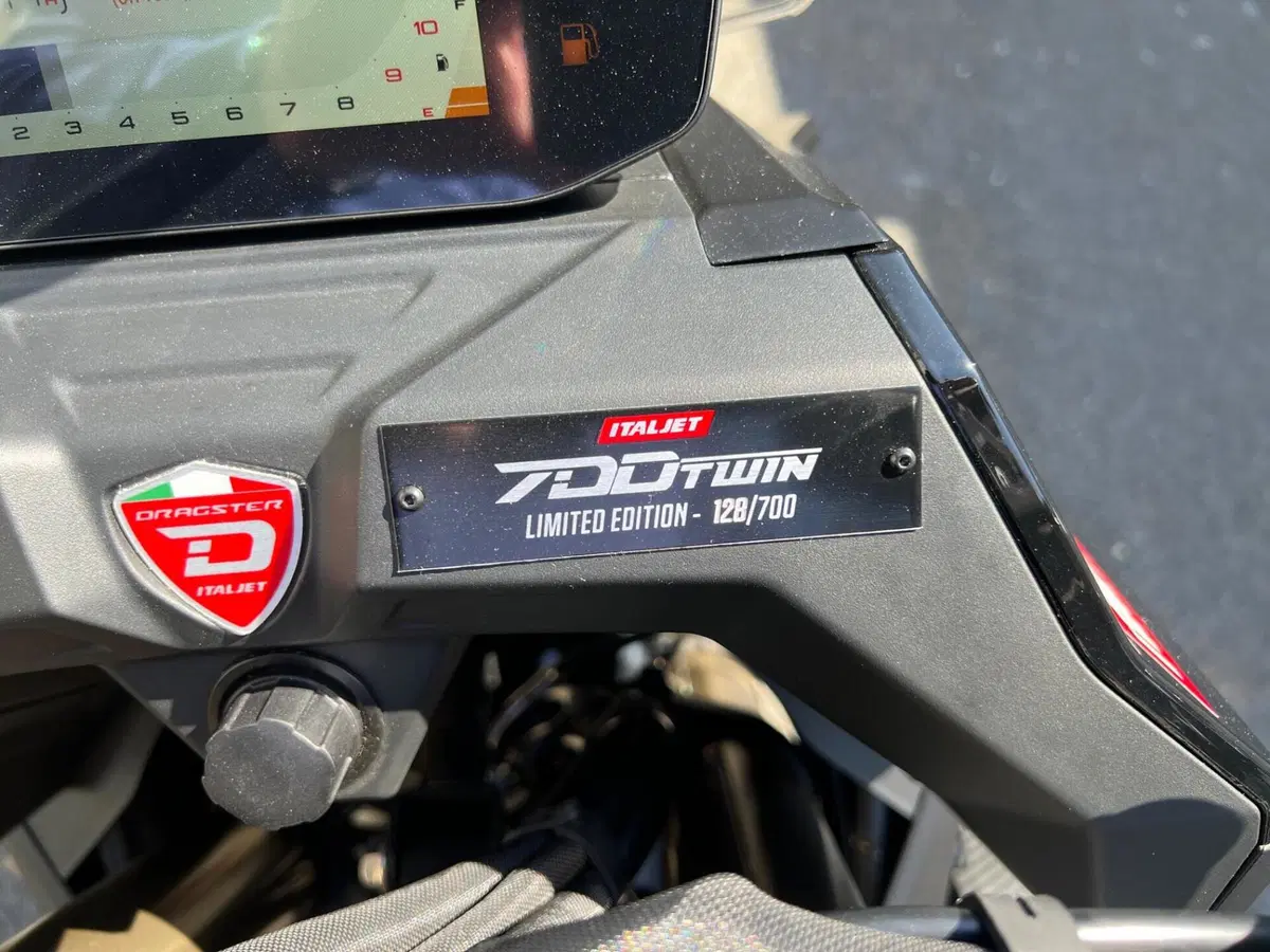 Italjet Moto Dragster 700 Twin Limited Factory Edition (2024 - 25) (6)
