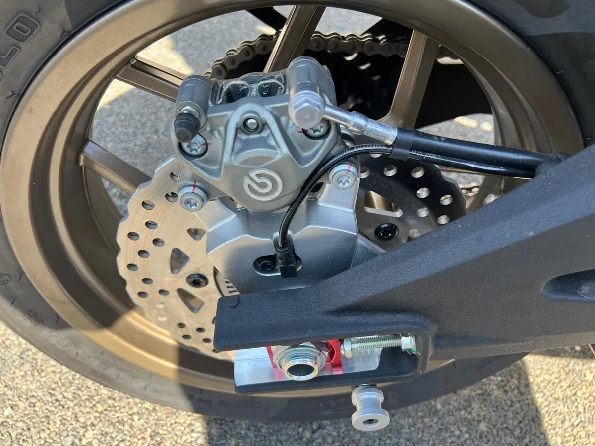 Italjet Moto Dragster 700 Twin Limited Factory Edition (2024 - 25) (17)