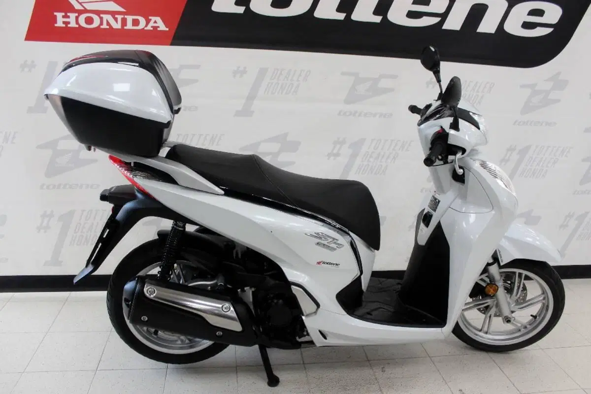 Honda SH 300 i ABS (2016 - 20) (2)