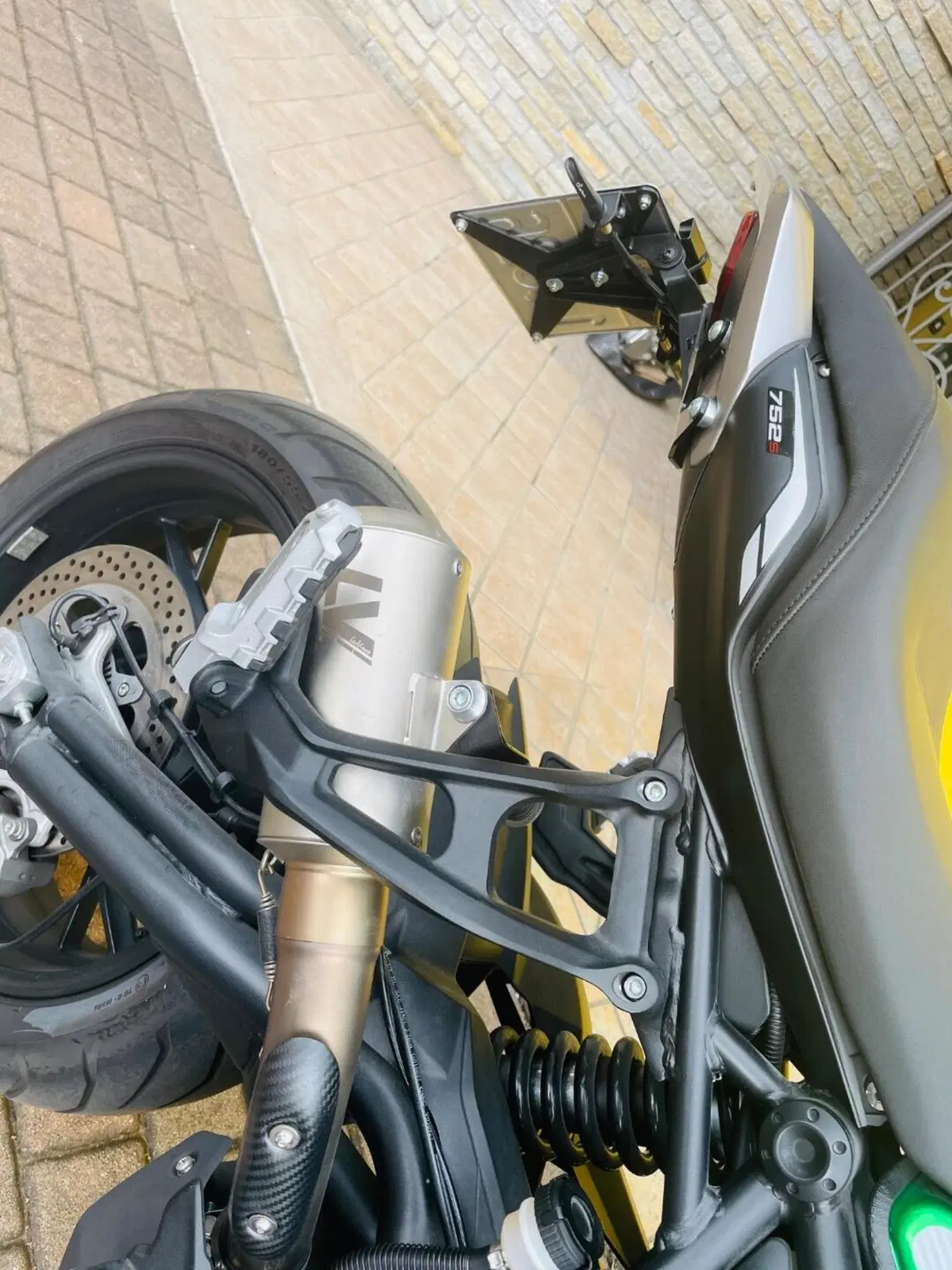 Benelli 752 S (2022 - 25) (3)