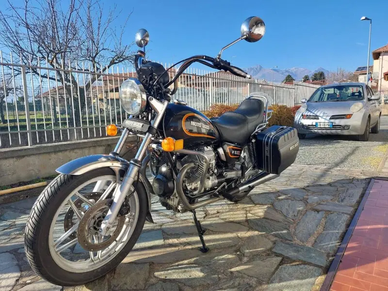 Moto Guzzi V65C  (9)