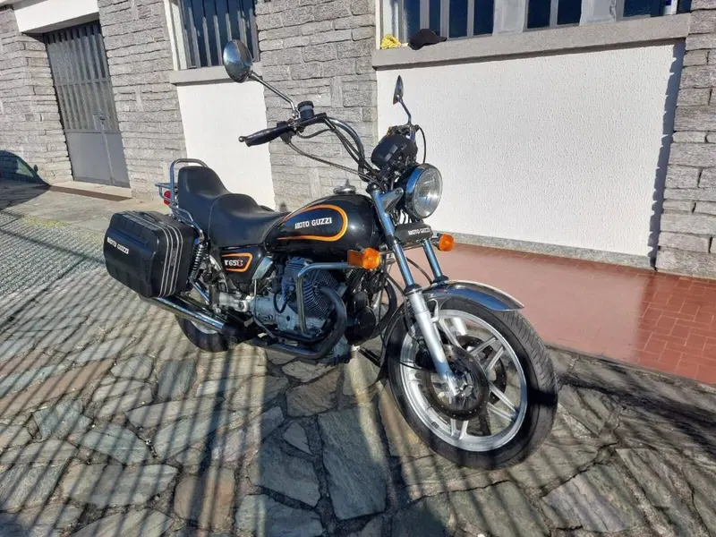 Moto Guzzi V65C  (11)