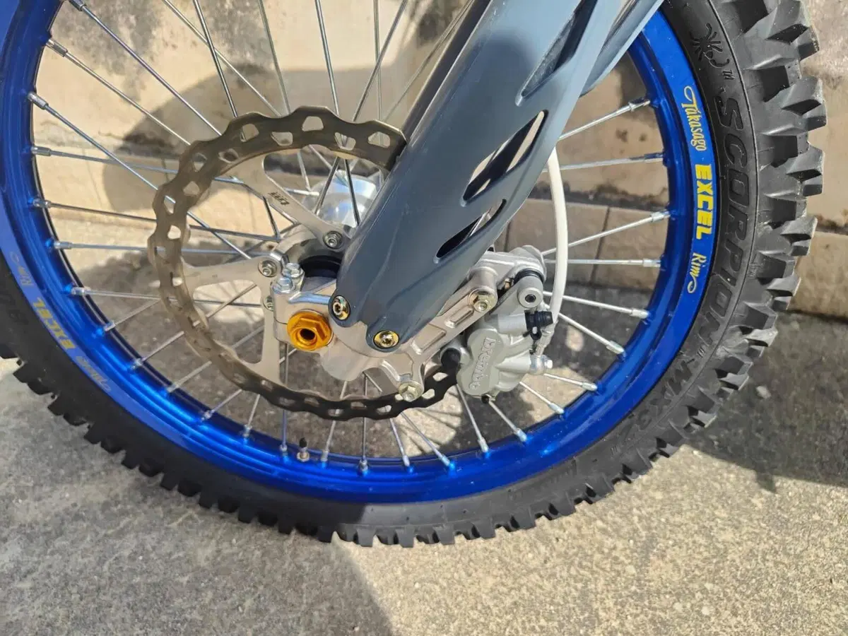 Tm Moto MX 450 ES Fi 4T (2026) (5)