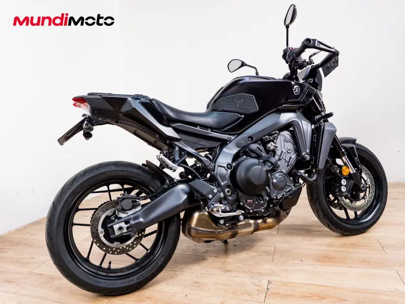 Yamaha MT-09 Y-AMT (2024 - 26) (3)