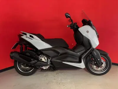 Yamaha X-Max 300 Tech Max (2025 - 26) usata