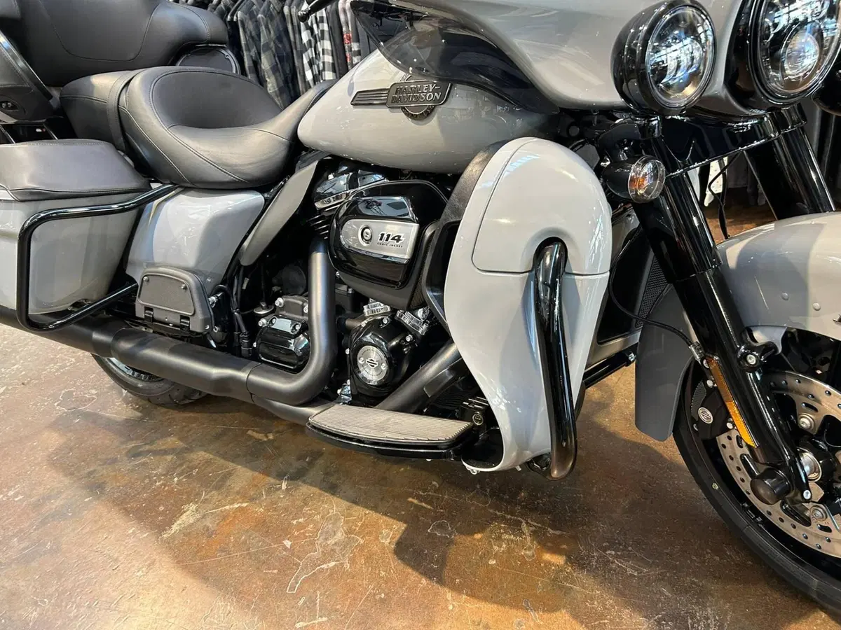 Harley-Davidson 114 Electra Glide Ultra Limited (2021 - 22) - FLHTK (4)