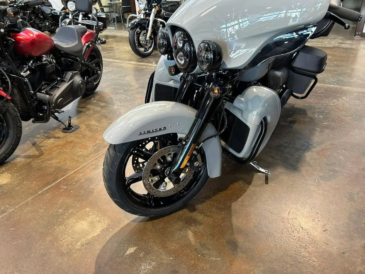Harley-Davidson 114 Electra Glide Ultra Limited (2021 - 22) - FLHTK (6)