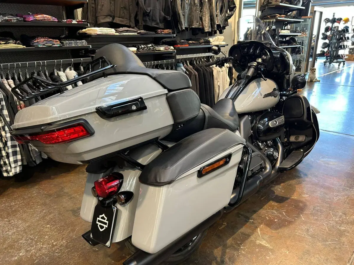 Harley-Davidson 114 Electra Glide Ultra Limited (2021 - 22) - FLHTK (13)