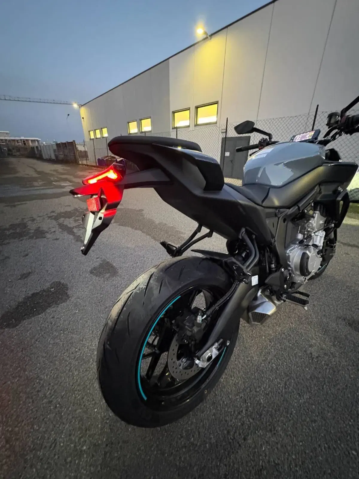 CFMOTO 675NK (2025 - 26) (3)