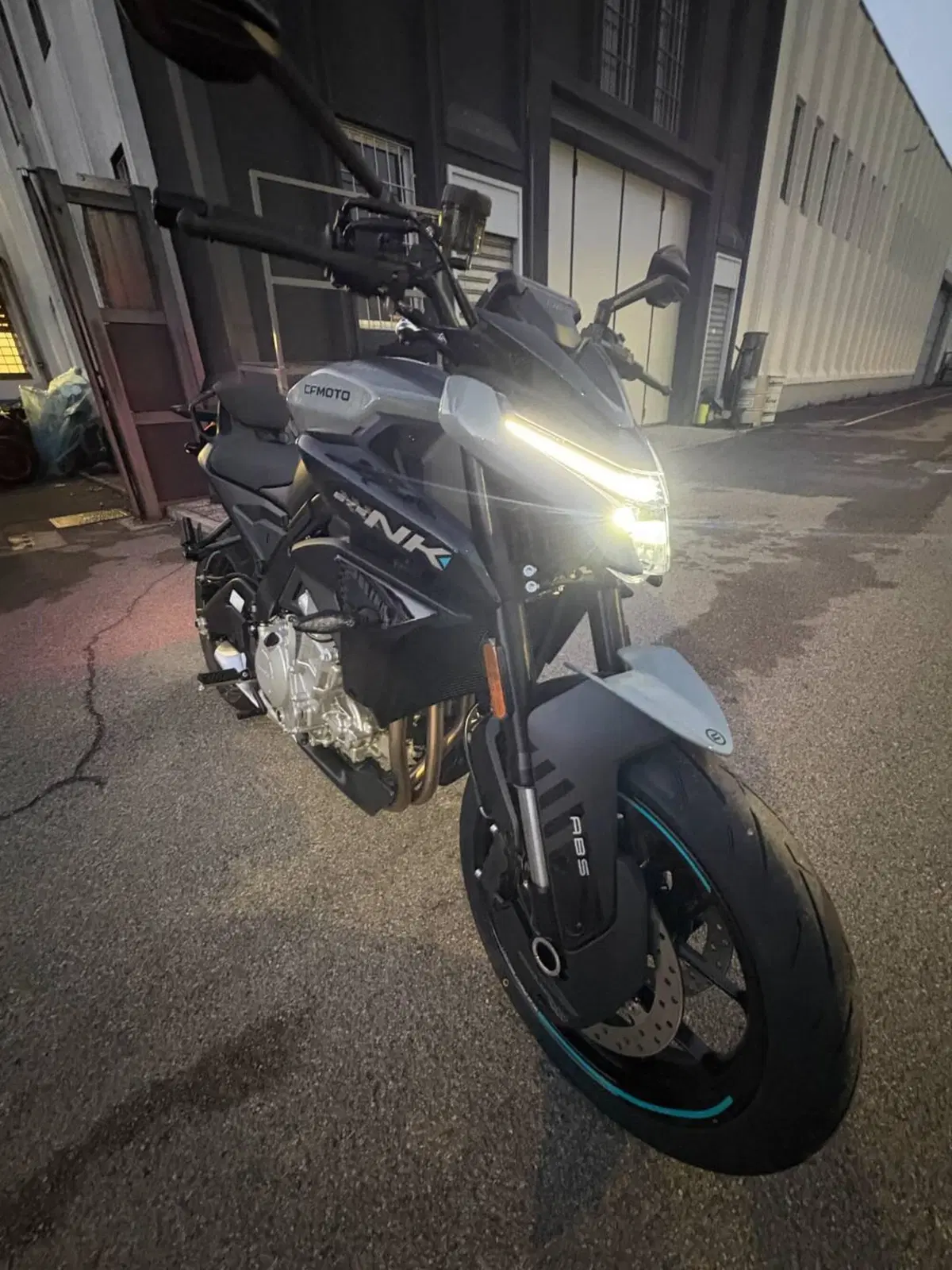 CFMOTO 675NK (2025 - 26) (4)