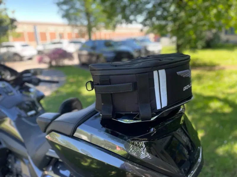 Honda GL 1800 Gold Wing Tour DCT & Airbag (2022 - 24) (8)