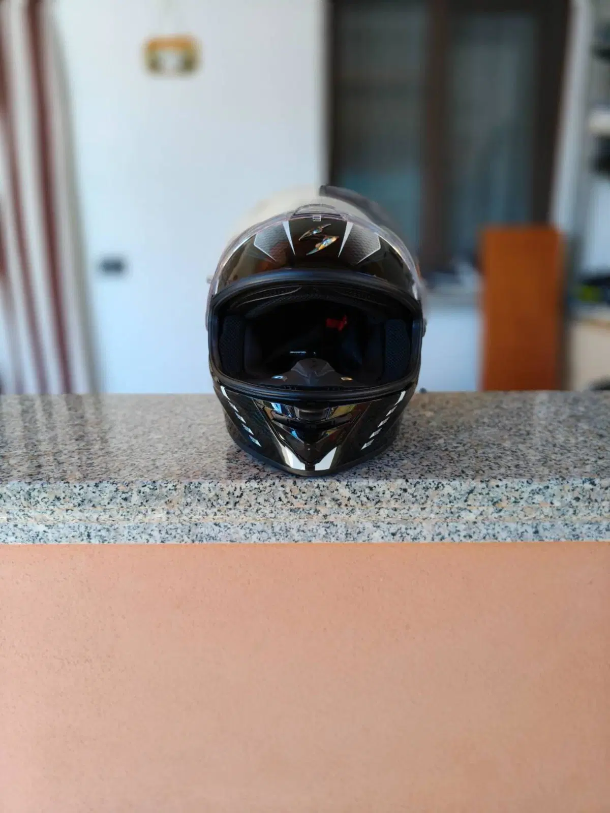 Casco Scorpion Helmets (5)