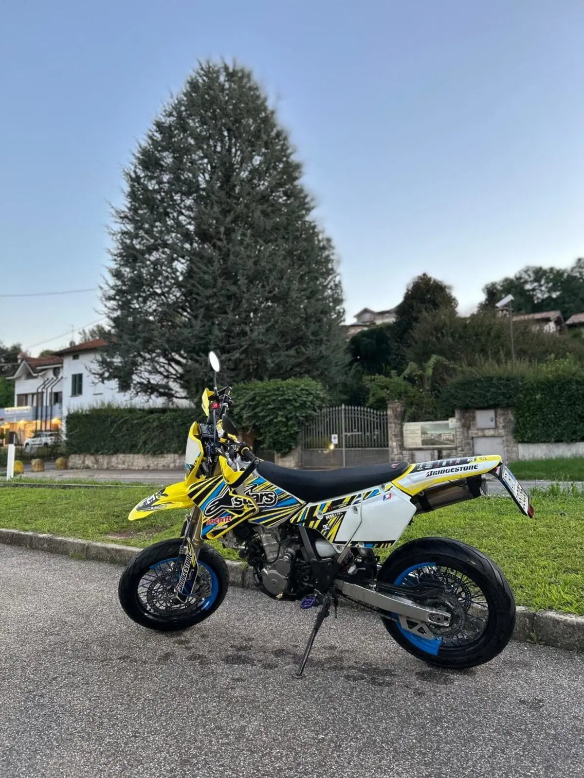 Suzuki DR-Z 400 SM Valenti Racing (2006 - 07) (2)