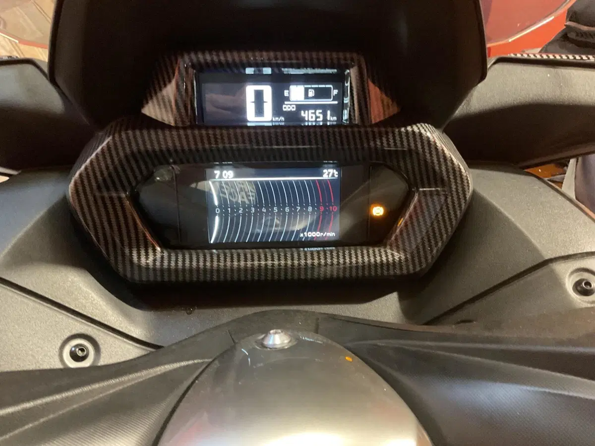 Yamaha X-Max 300 (2021 - 24) (5)