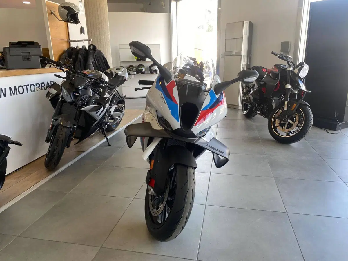 Bmw M 1000 RR (2025 - 26) (4)