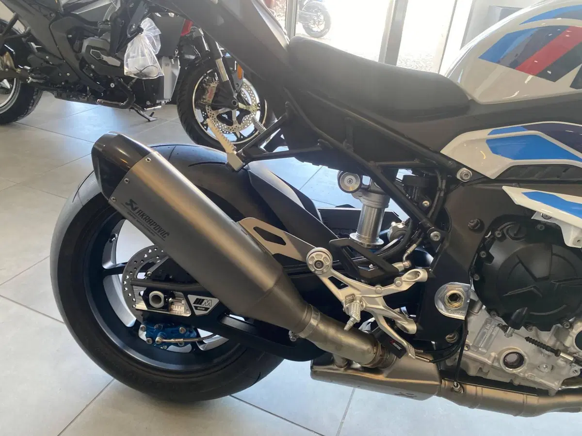 Bmw M 1000 RR (2025 - 26) (8)