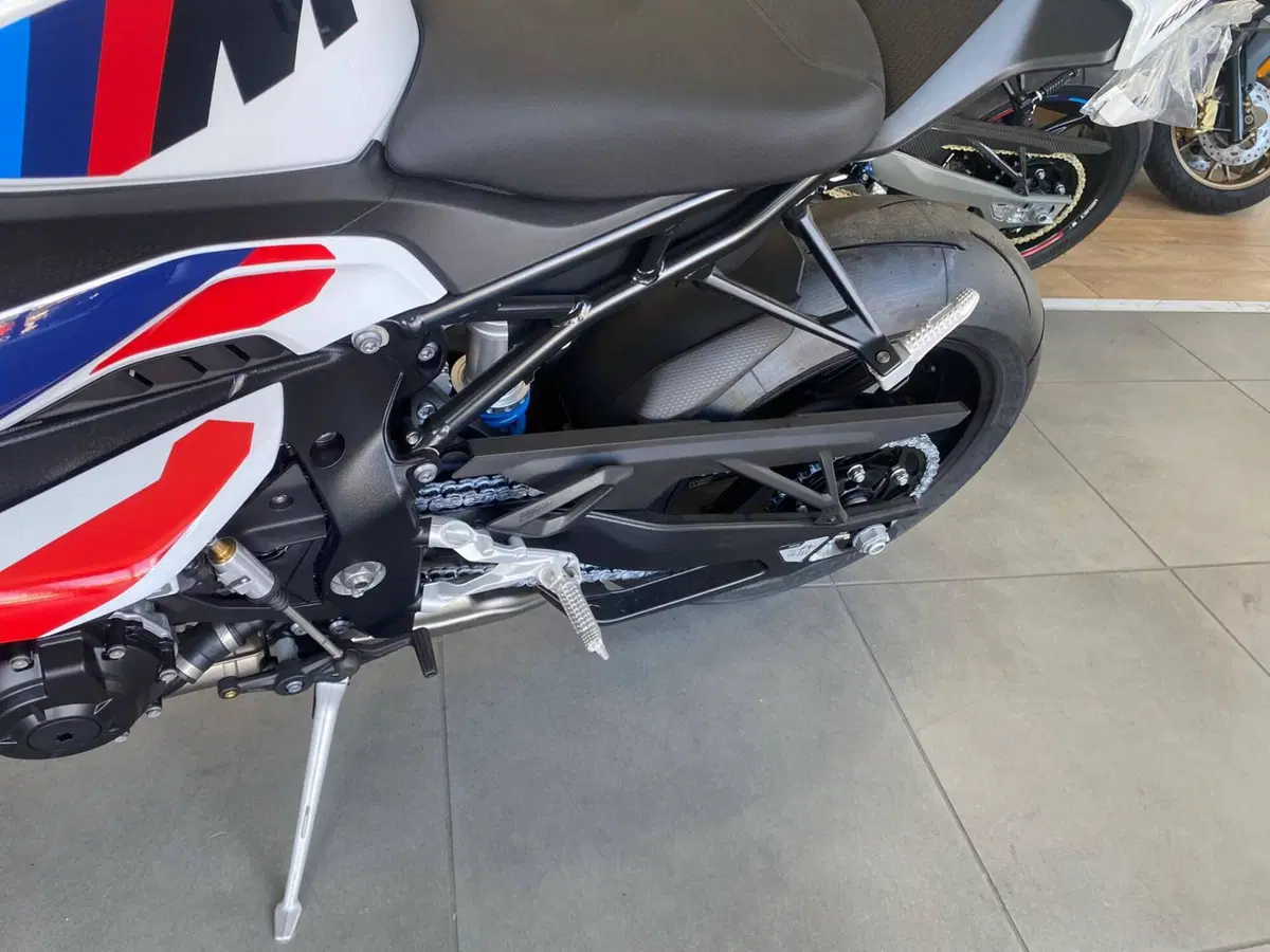 Bmw M 1000 RR (2025 - 26) (11)