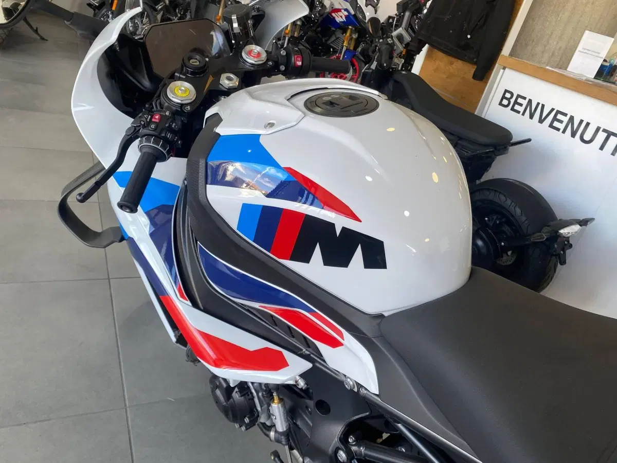 Bmw M 1000 RR (2025 - 26) (6)