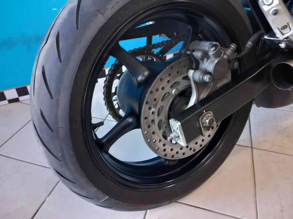 Yamaha XJ6 (2008 - 15) (7)