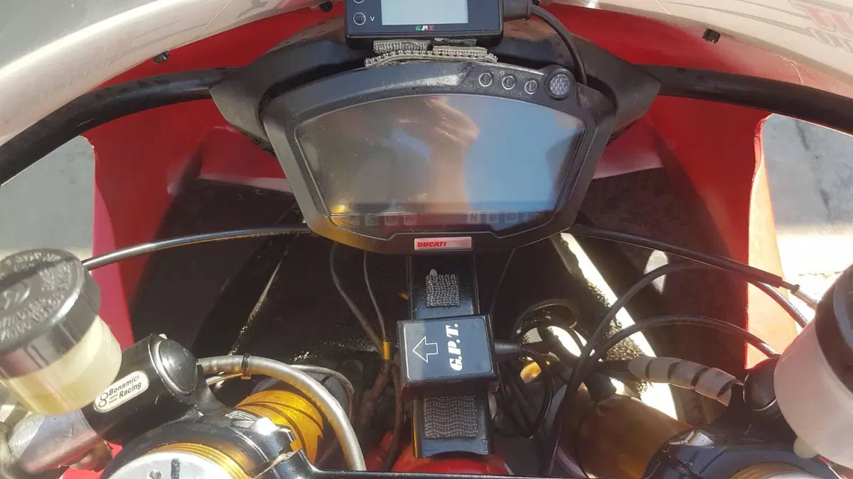 Ducati 1098 R (2007 - 11) (8)