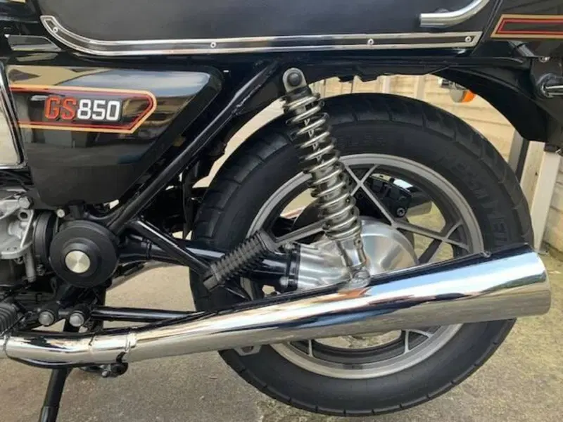 Suzuki GS 850 G (6)