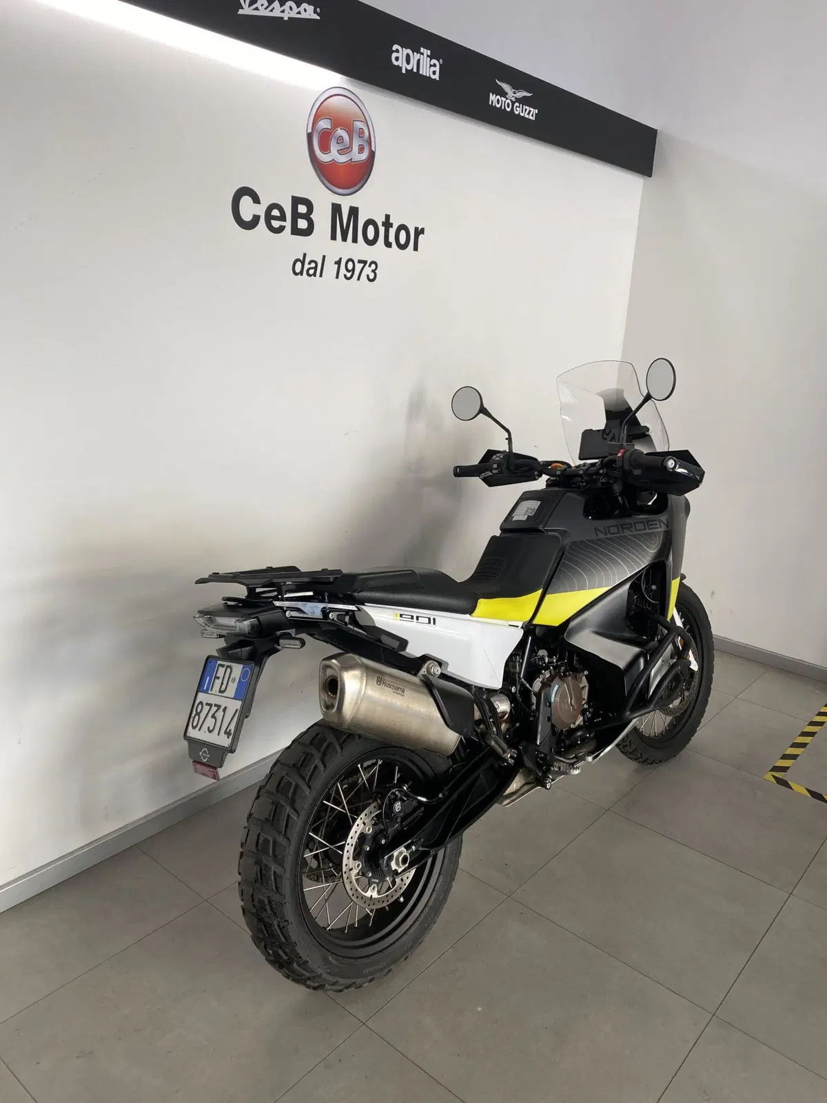 Husqvarna Norden 901 (2022 - 26) (8)
