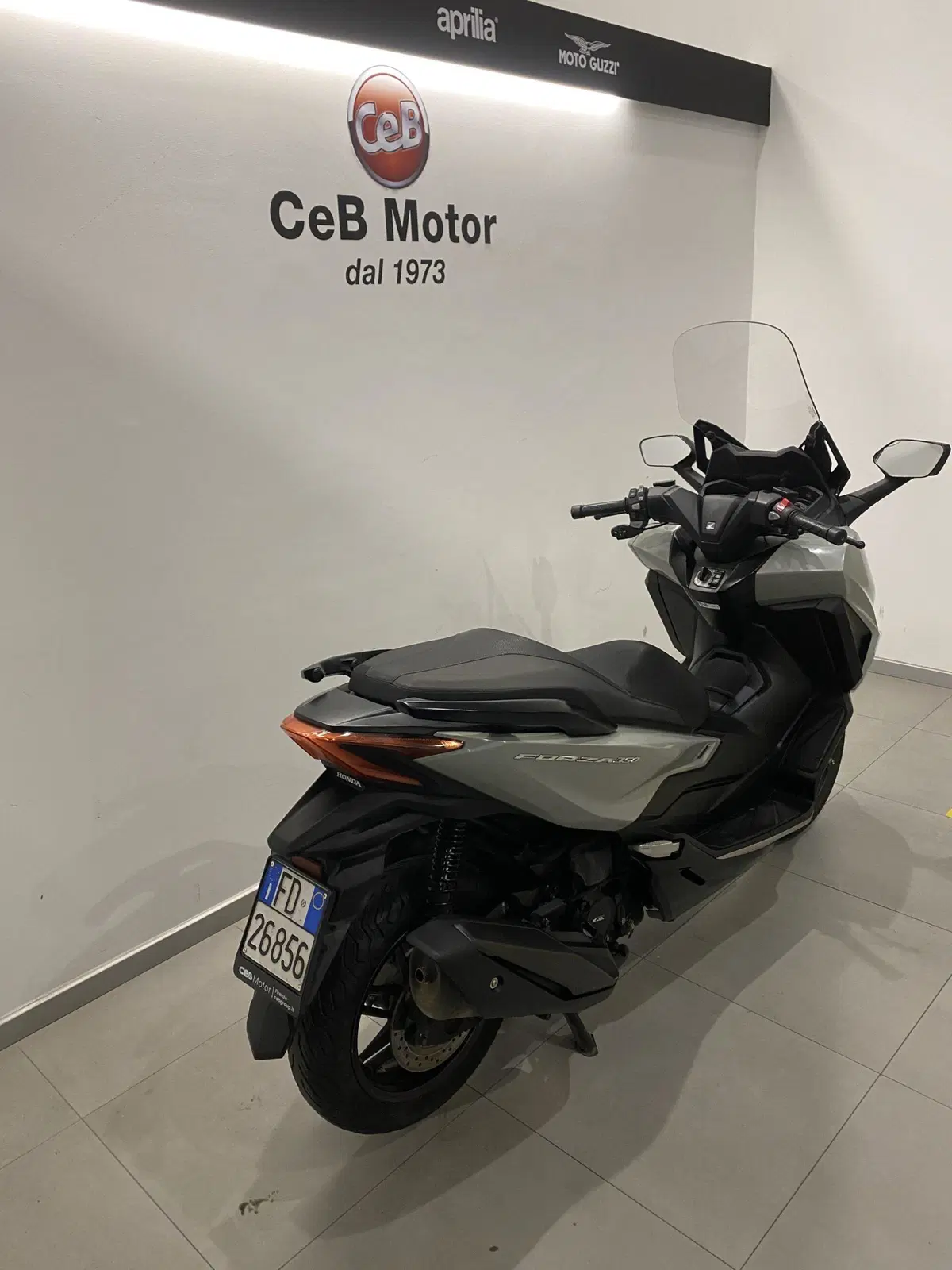 Honda Forza 350 (2022 - 24) (8)