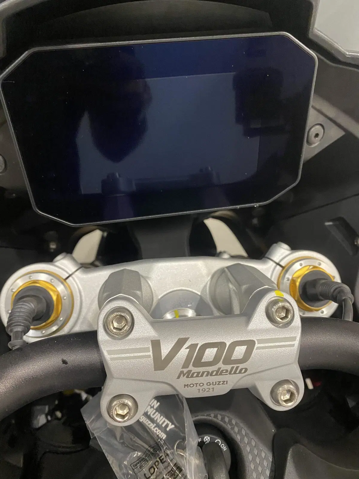 Moto Guzzi V100 Mandello Wind Tunnel (2025 - 26) (7)