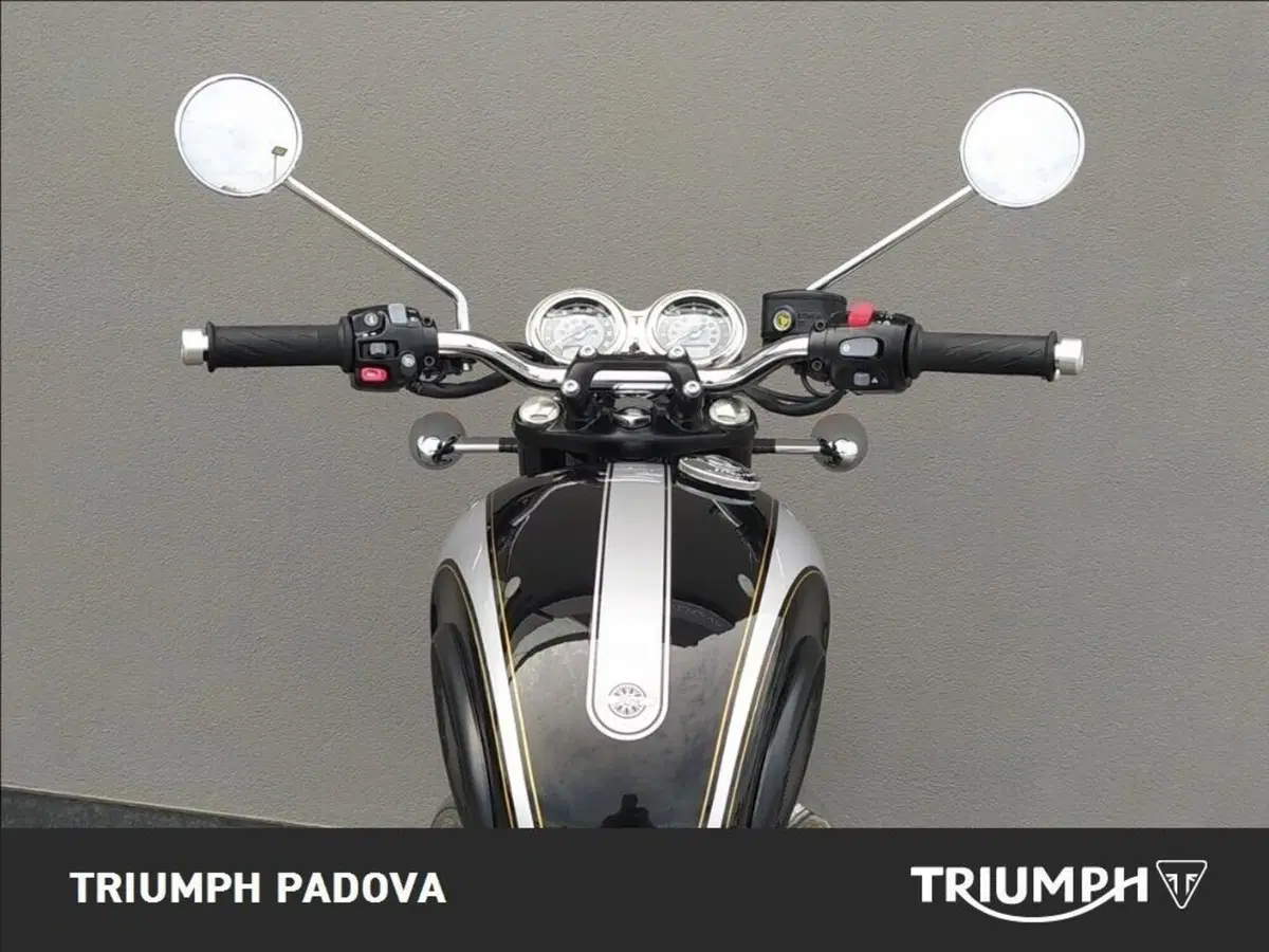 Triumph Bonneville T120 Icon Edition (2025 - 26) (11)