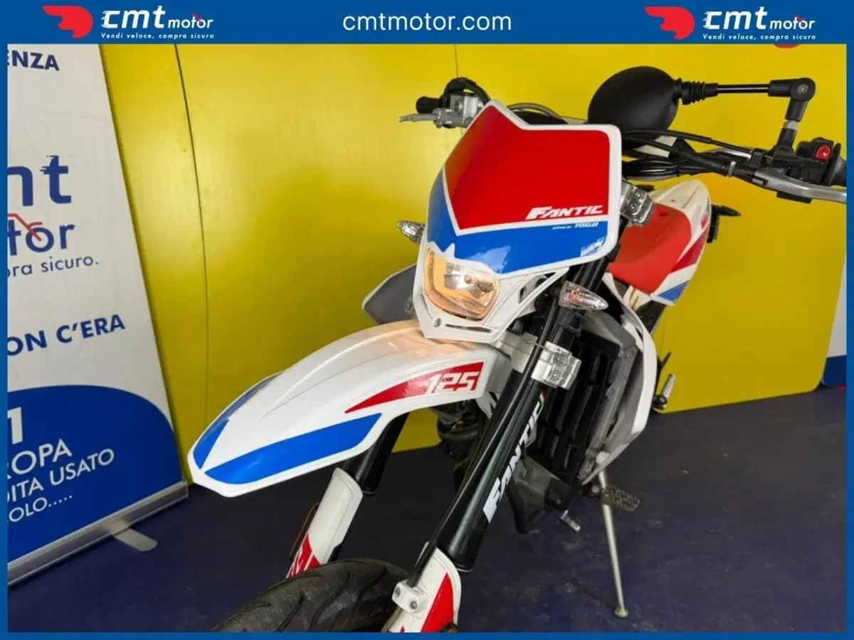Fantic Motor XMF 125 Motard Performance 4t (2021 - 22) (7)