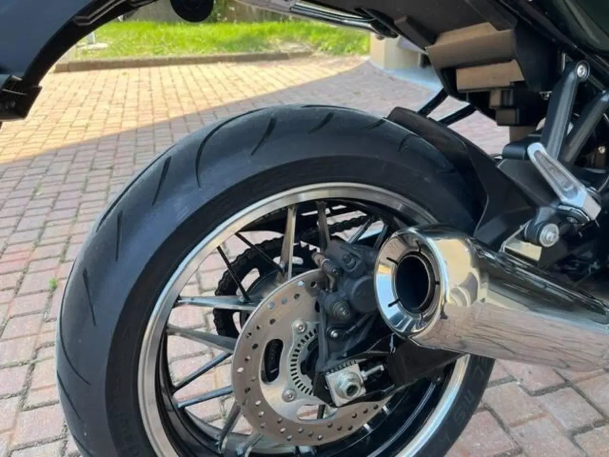Kawasaki Z 900 RS (2022 - 25) (5)