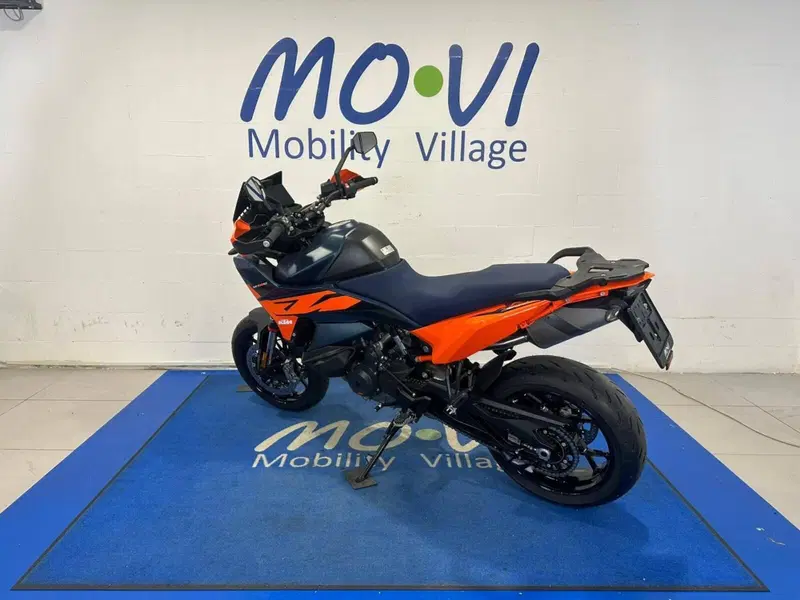 KTM 890 SMT (2026) (4)
