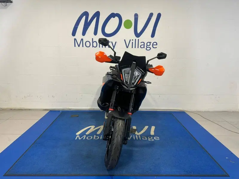 KTM 890 SMT (2026) (7)