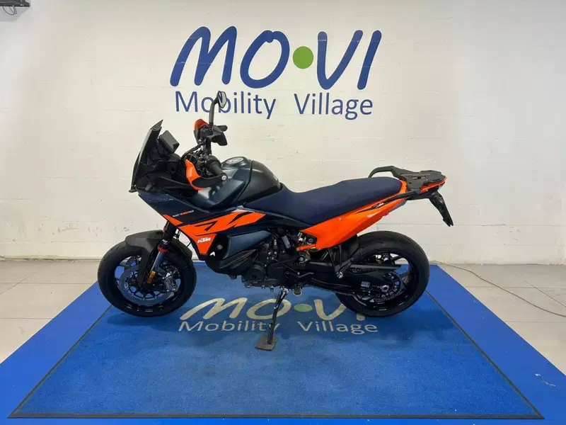 KTM 890 SMT (2026) (5)