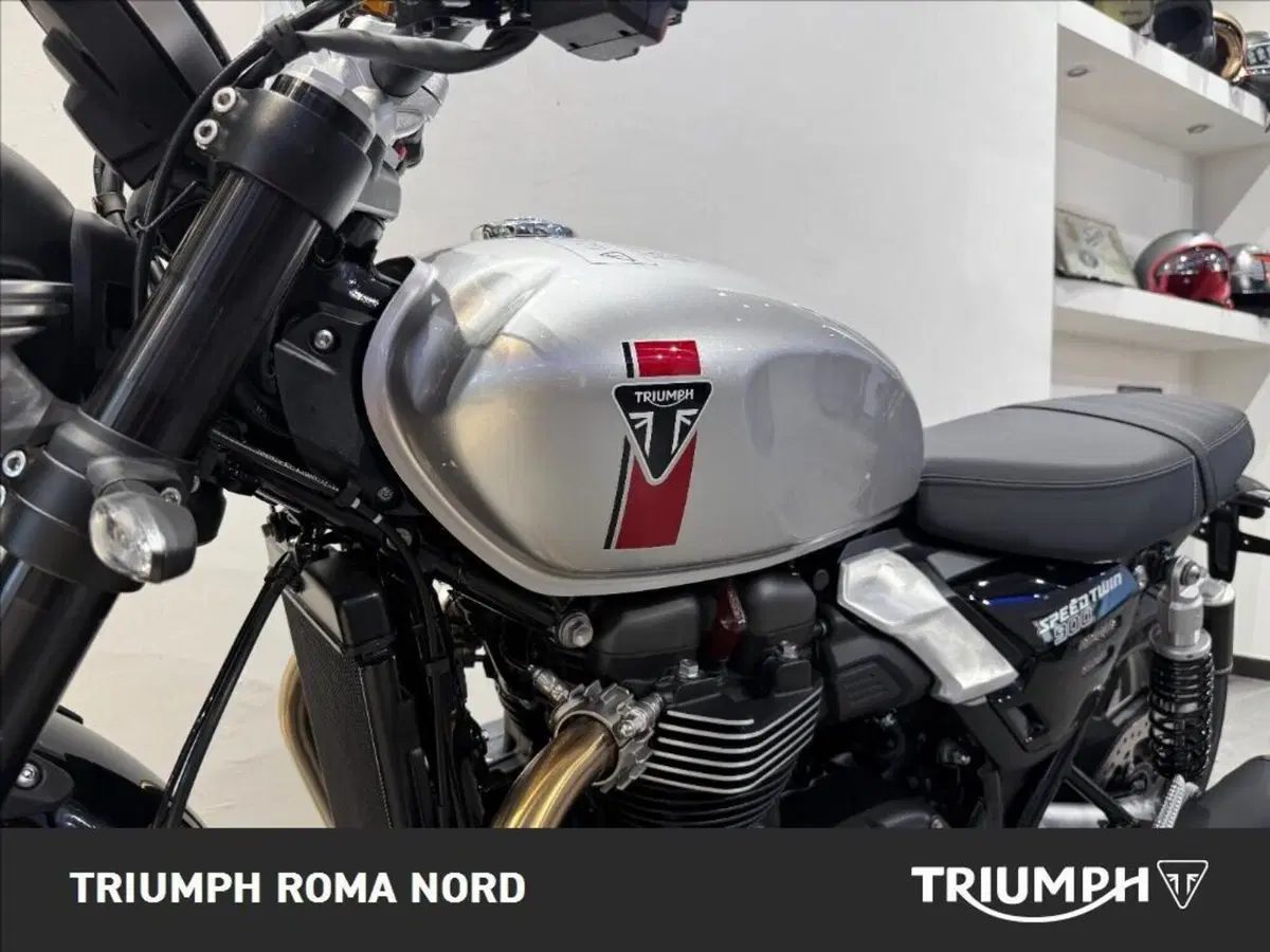 Triumph Speed Twin 900 (2023 - 24) (12)
