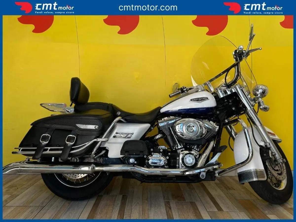 Harley-Davidson 1584 Road King Classic (2007 - 10) - FLHRC (3)