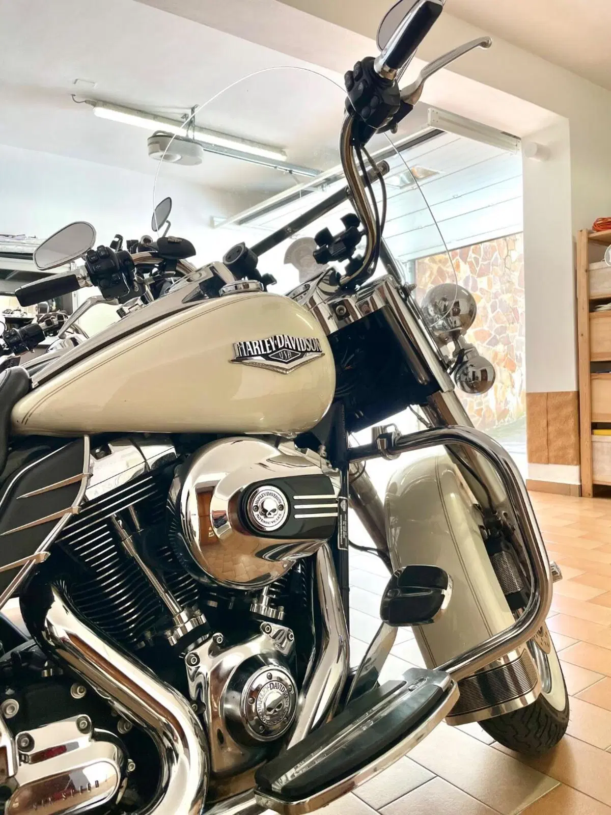 Harley-Davidson 103 Road King Classic (2014 - 16) - FLHRC (3)