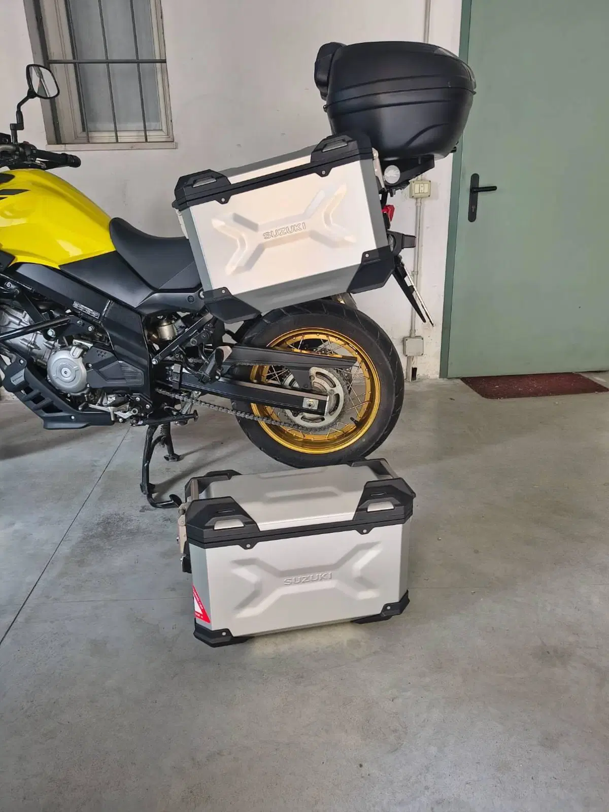 Suzuki V-Strom 650XT (2021 - 25) (3)
