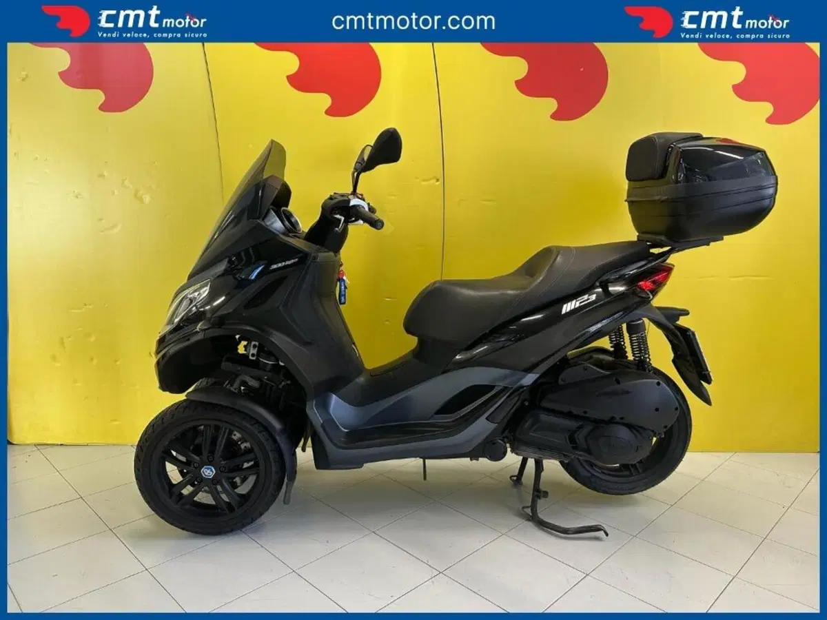 Piaggio MP3 300 ABS Hpe (2021 - 24) (4)