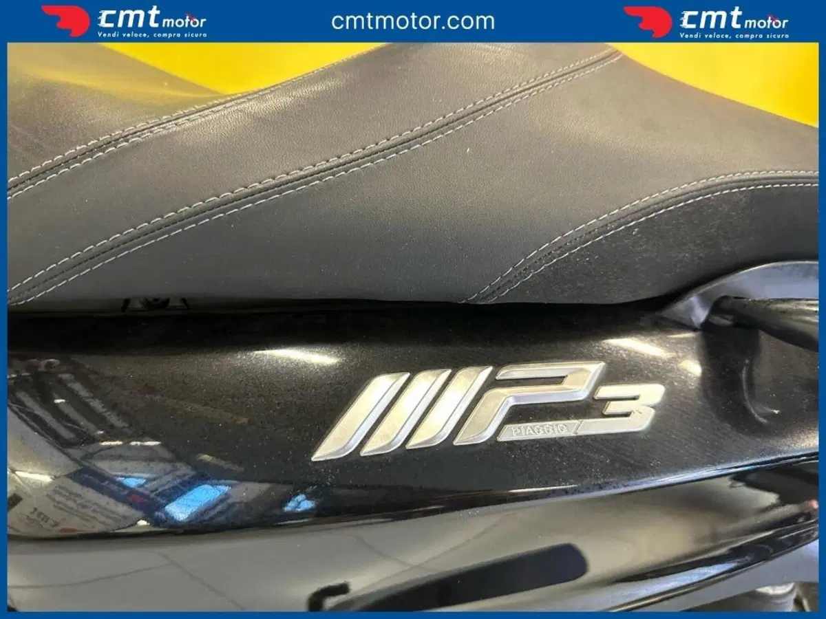 Piaggio MP3 300 ABS Hpe (2021 - 24) (7)