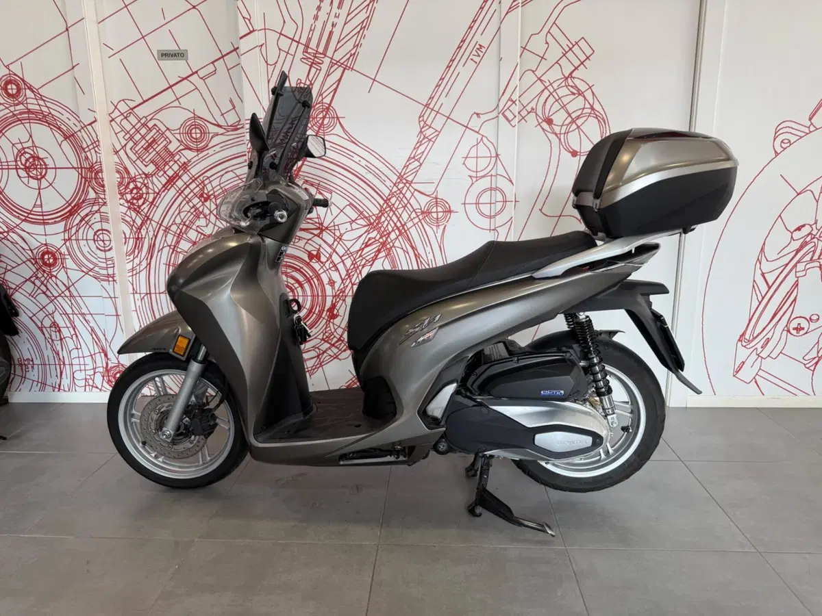 Honda SH 350 (2021 - 24) (4)
